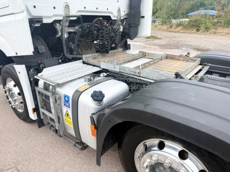 2022 MERCEDES-BENZ AROCS 2551 - photo 8
