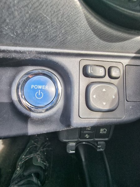 2019 Toyota Aqua - photo 23