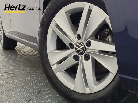 2024 Volkswagen Golf - photo 6