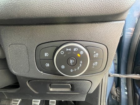 2020 Ford Focus - photo 13