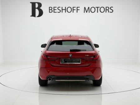 2024 BMW 1-Series - photo 4