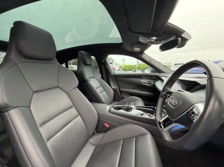 2022 Audi e-tron GT quattro - photo 14