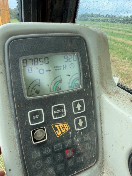 0 JCB  - photo 12