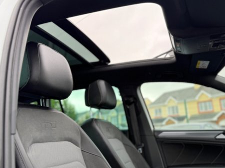 2020 Volkswagen Tiguan - photo 28