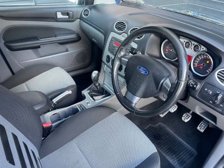 2011 Ford Focus - photo 13