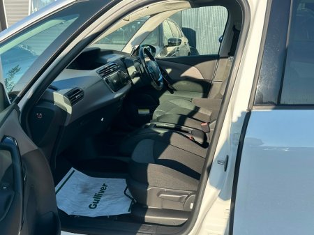 2017 Citroen C4 Picasso - photo 16