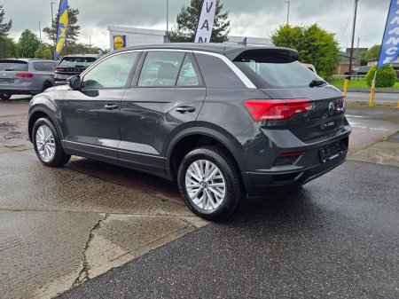 2021 Volkswagen T-Roc - photo 4