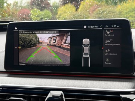 2022 BMW 5-Series - photo 19