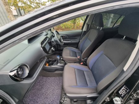 2018 Toyota Aqua - photo 11