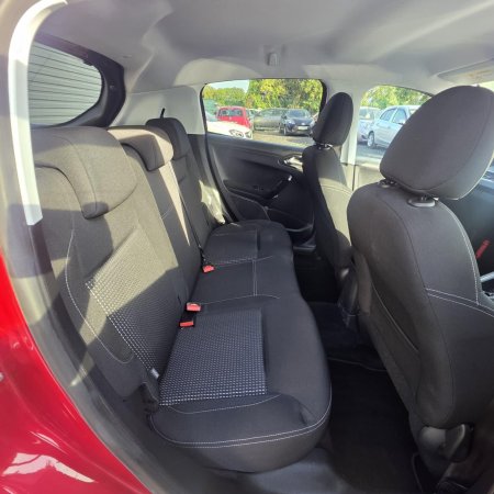 2018 Peugeot 208 - photo 12