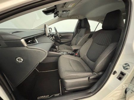 2024 Toyota Corolla - photo 6
