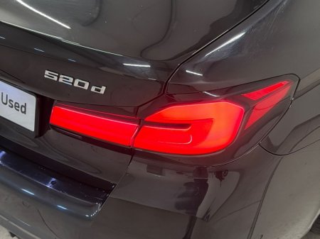 2022 BMW 5-Series - photo 20
