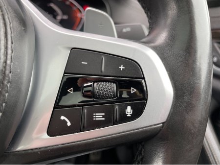2021 BMW 5-Series - photo 15