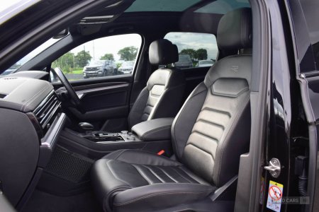 2023 Volkswagen Touareg - photo 11