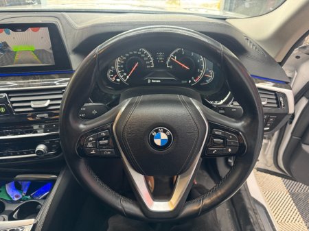 2017 BMW 5-Series - photo 9