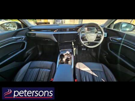 2023 Audi Q8 e-tron - photo 17