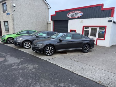2022 Volkswagen Passat - photo 2