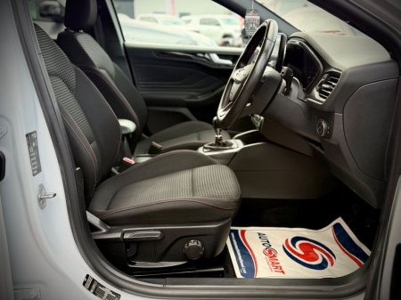 2024 Ford Focus - photo 9