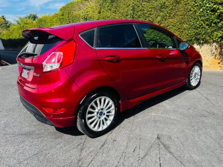 2014 Ford Fiesta - photo 10