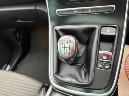 2017 Renault Scenic - photo 22