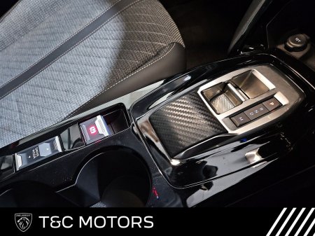 2025 Peugeot 208 - photo 9