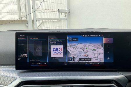 2024 BMW 3-Series - photo 23