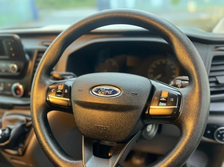2022 Ford Transit Custom - photo 23