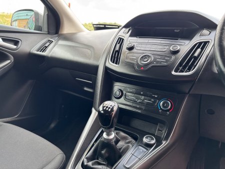 2015 Ford Focus - photo 8