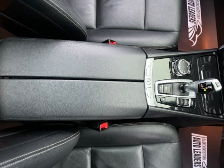 2016 BMW 5-Series - photo 23