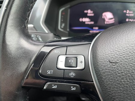 2020 Volkswagen Tiguan - photo 17