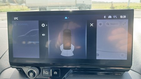 2025 Toyota Proace - photo 19