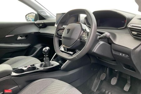 2025 Peugeot 208 - photo 9