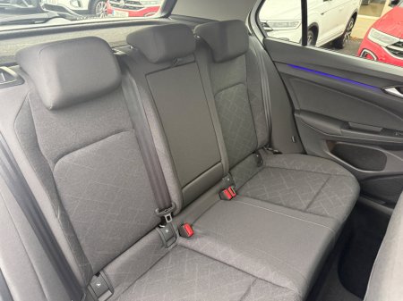 2023 Volkswagen Golf - photo 11