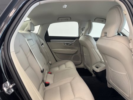 2020 Volvo S90 - photo 4