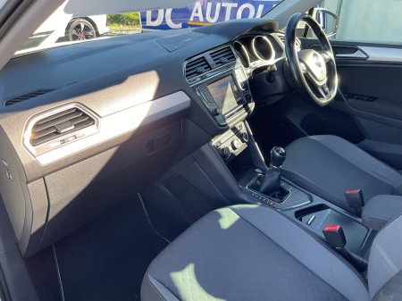 2017 Volkswagen Tiguan - photo 11