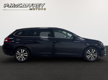 2020 Peugeot 308 - photo 4