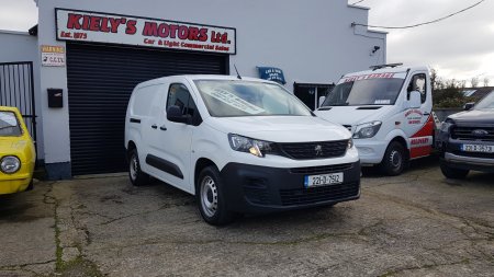 2022 Peugeot Partner