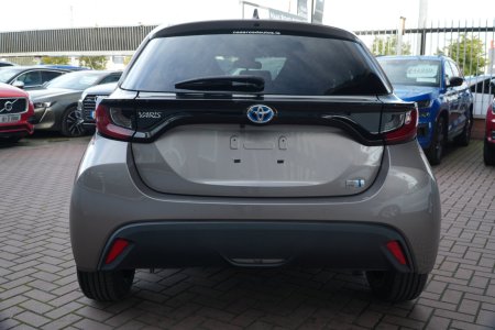 2021 Toyota Yaris - photo 5