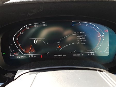 2023 BMW 5-Series - photo 9
