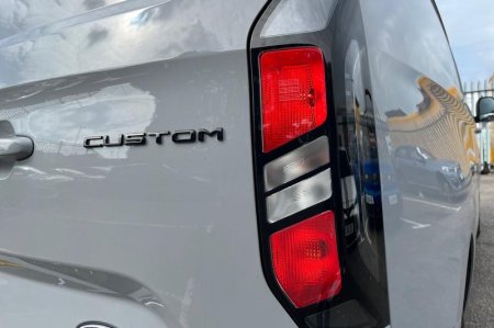 2026 Ford Transit Custom - photo 33
