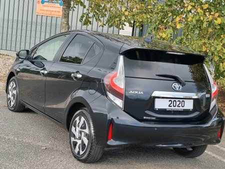 2020 Toyota Aqua - photo 12