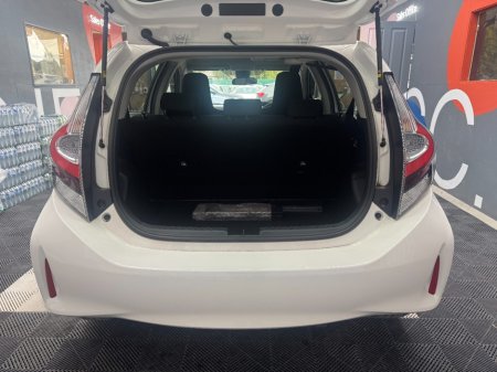 2021 Toyota Aqua - photo 7