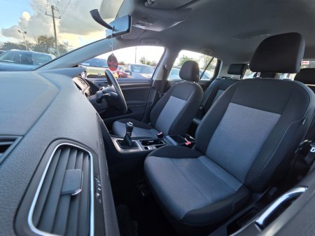 2013 Volkswagen Golf - photo 23