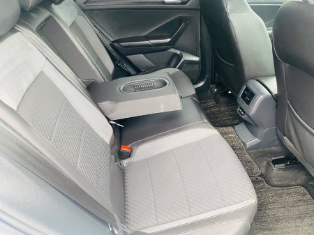 2021 Volkswagen T-Roc - photo 21