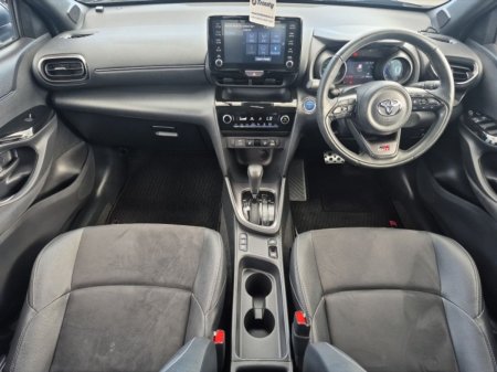 2023 Toyota Yaris Cross - photo 2