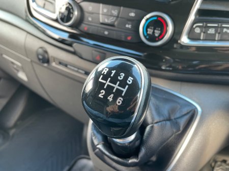 2022 Ford Transit Custom - photo 22