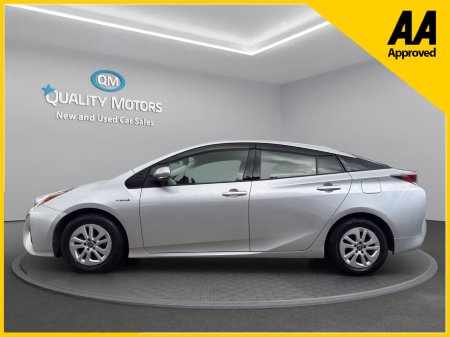 2017 Toyota Prius - photo 4