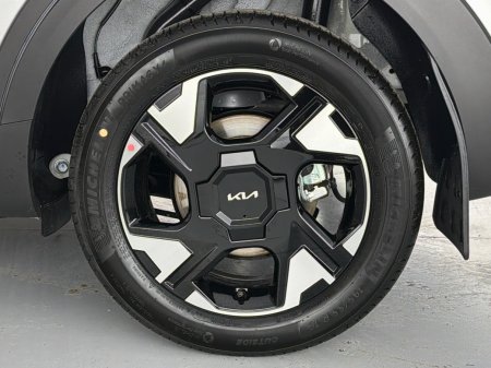 2027 Kia Stonic - photo 17