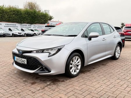 2024 Toyota Corolla - photo 3