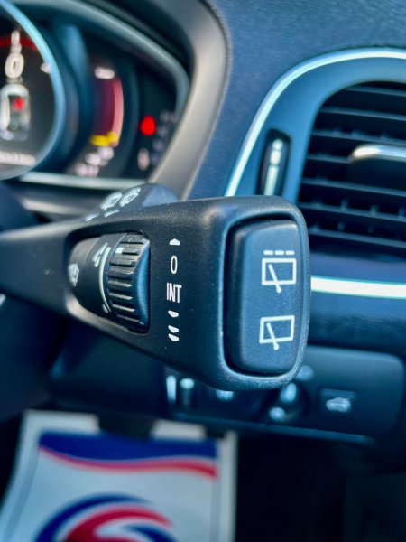 2016 Volvo V40 - photo 28